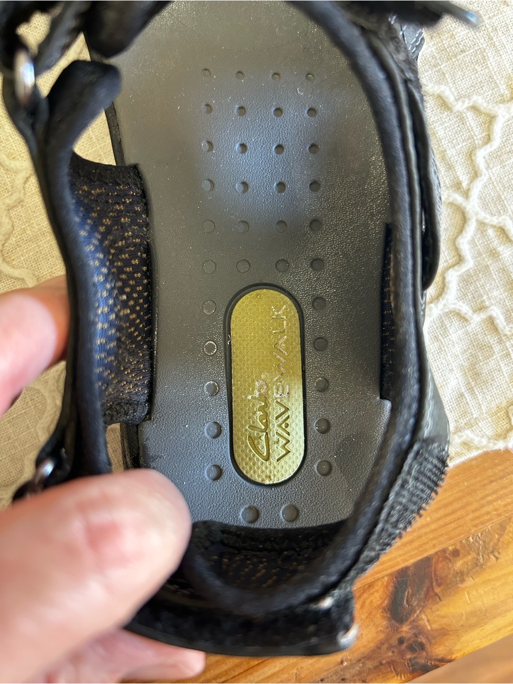 Clarks Black WavyWalk Sport Sandals, women’s size 8M - Picture 6 of 7